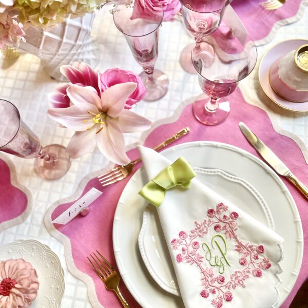 Pretty in Pink Tablescape Ideas for Your Next Pinky Party