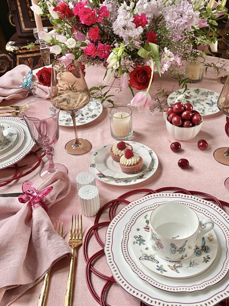 red and pink butterfly table setting inspiration