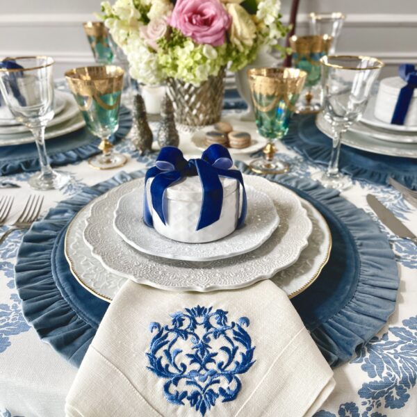 How to Set Your Mother’s Day Table: Mother’s Day Table Setting Tips