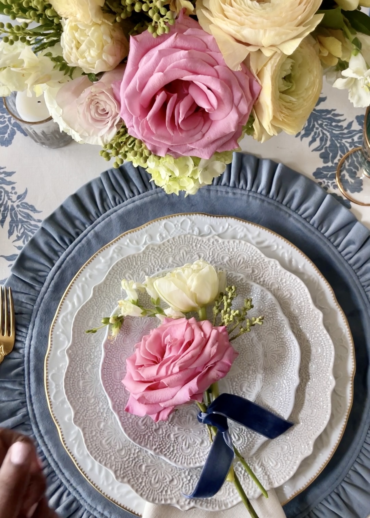 How to Set Your Mother’s Day Table: Mother’s Day Table Setting Tips